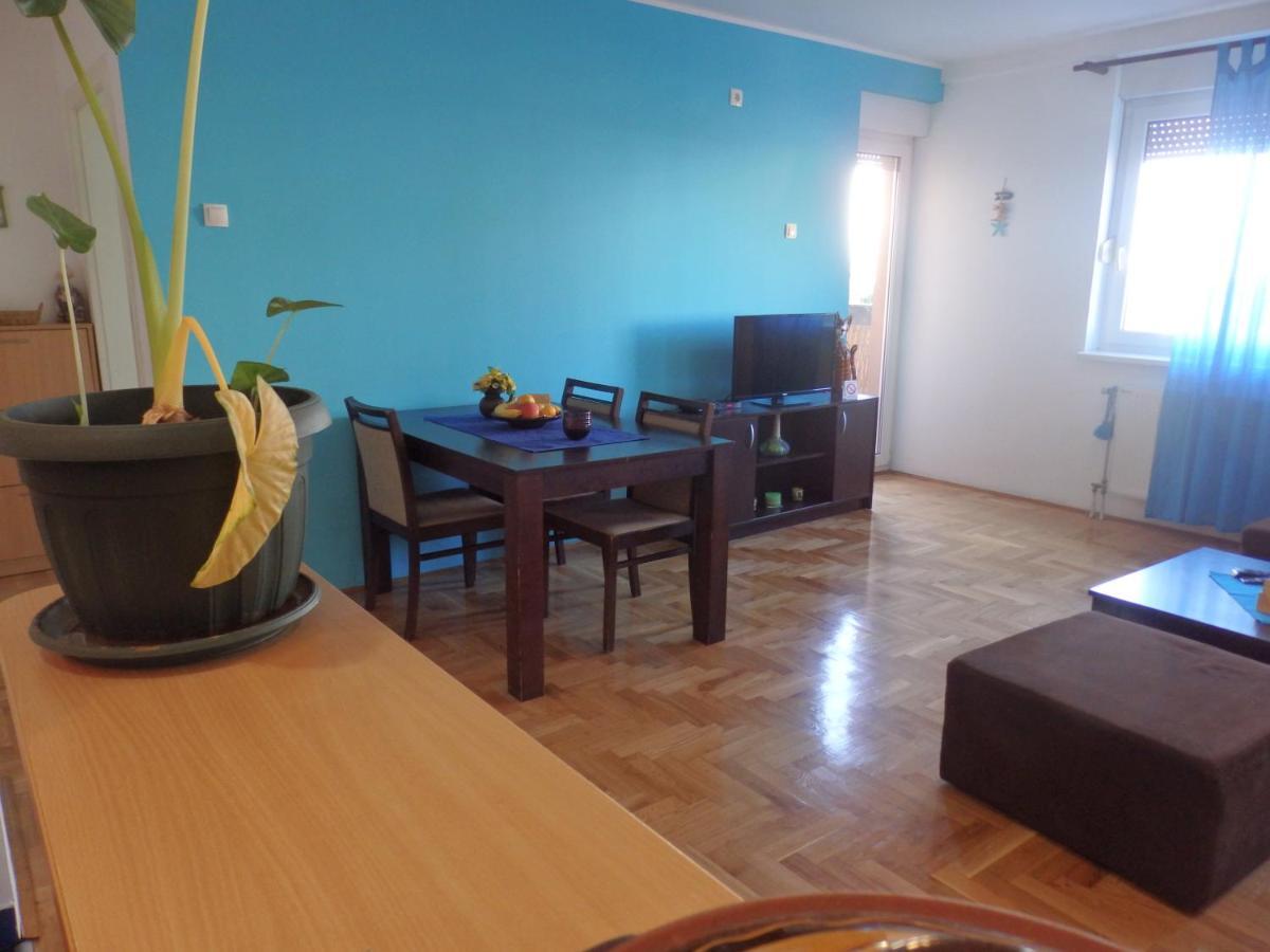 Apartment Erika 2 Novi Sad Exterior photo